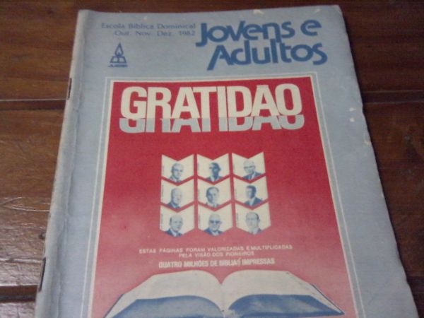 Jovens Adulto outubro/novembro/dezembro de 1982